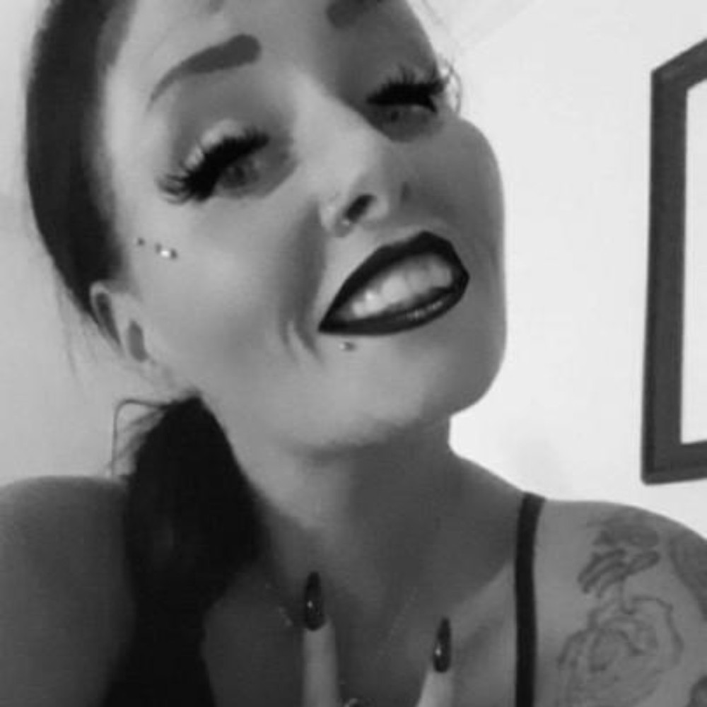 Meet your Posher, Krystal